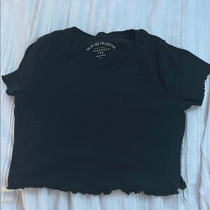 Black Cropped Tee